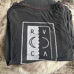 Gray t shirt RVCA size L